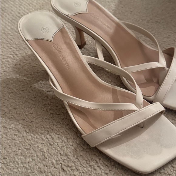 Elegant Cream Women's Heeled Sandals - Picture 2 of 5